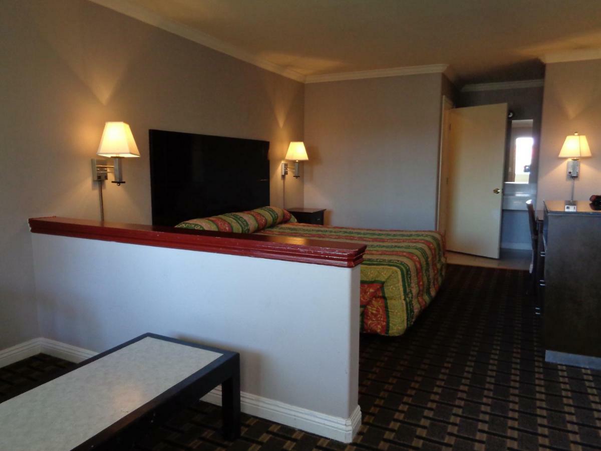 Long Beach Luxury Inn المظهر الخارجي الصورة